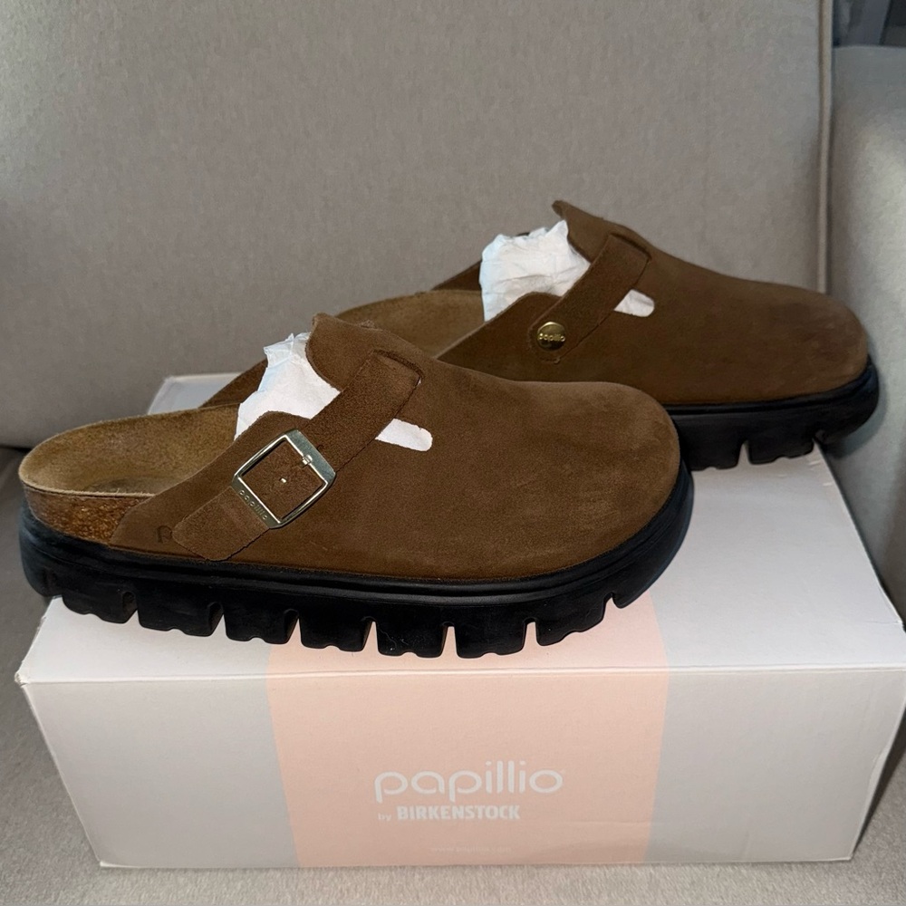 Birkenstock Papillio Boston Chunky Suede Leather in Dark Tea/ Black - Picture 7 of 12